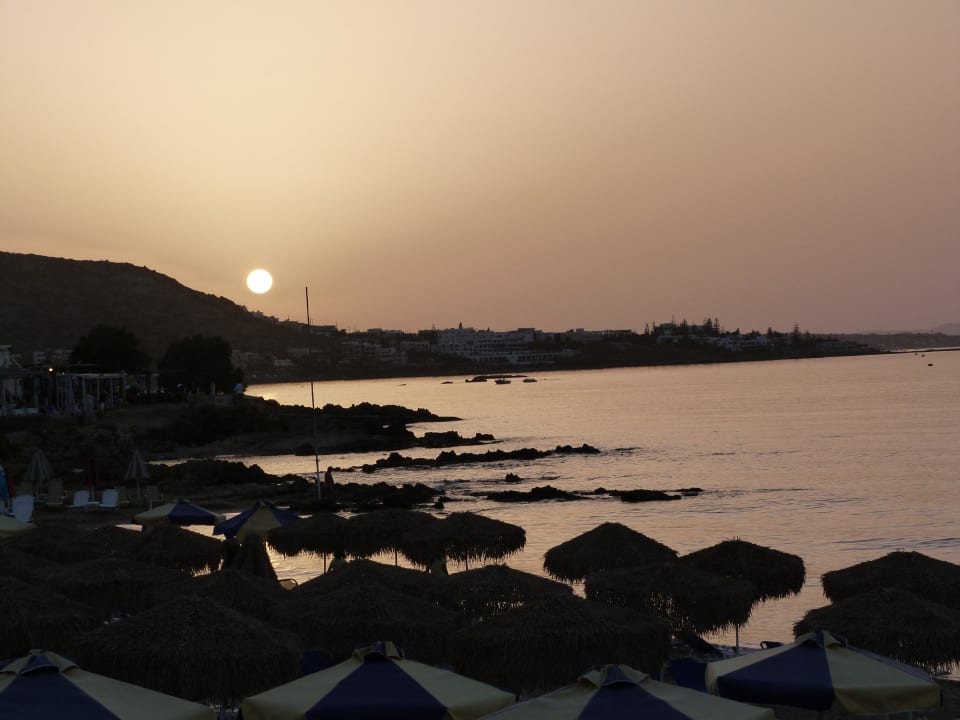 Sonnenuntergang von der Beach Bar  Cactus Beach