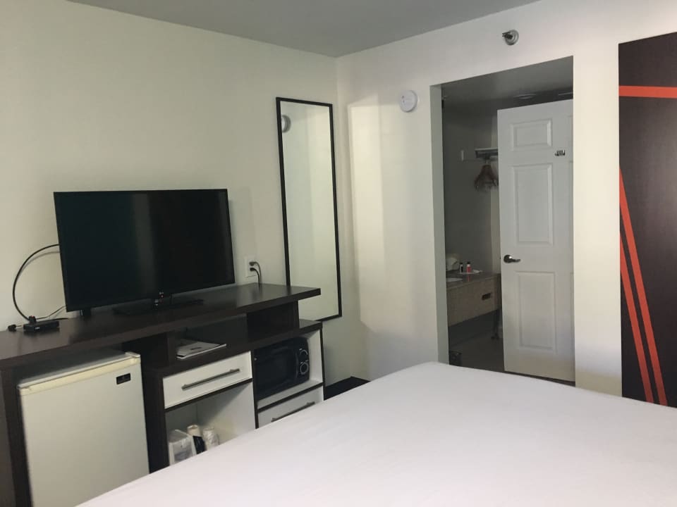 Zimmer Howard Johnson Inn San Diego Hotel Circle - Sea World Area