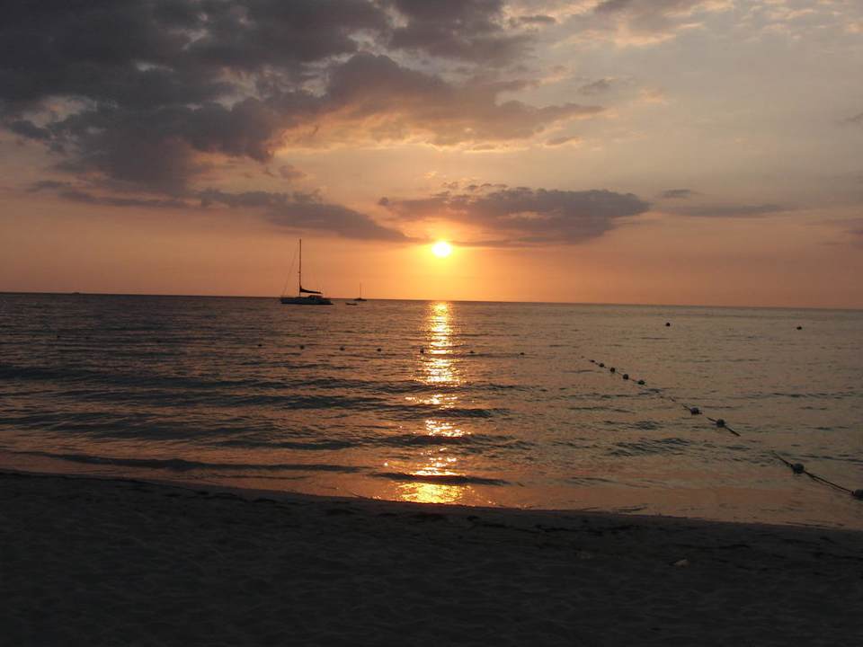 Sonnenuntergang Hotel Grand Pineapple Beach Negril