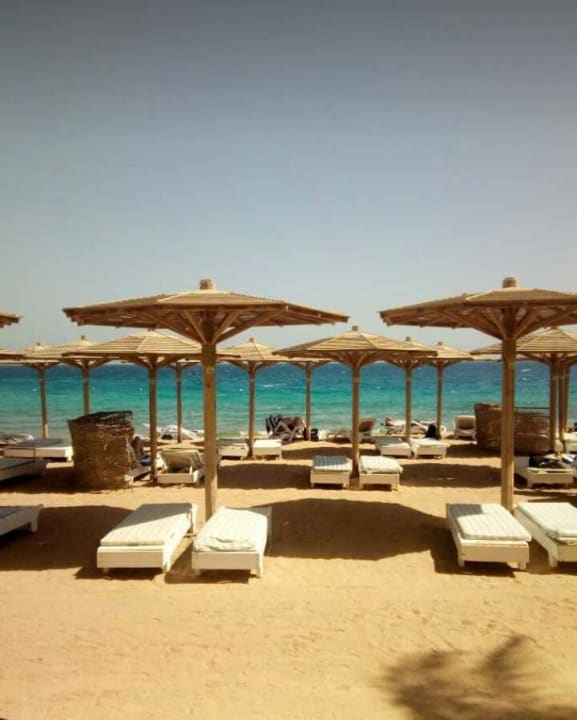 Strand Palm Beach Resort