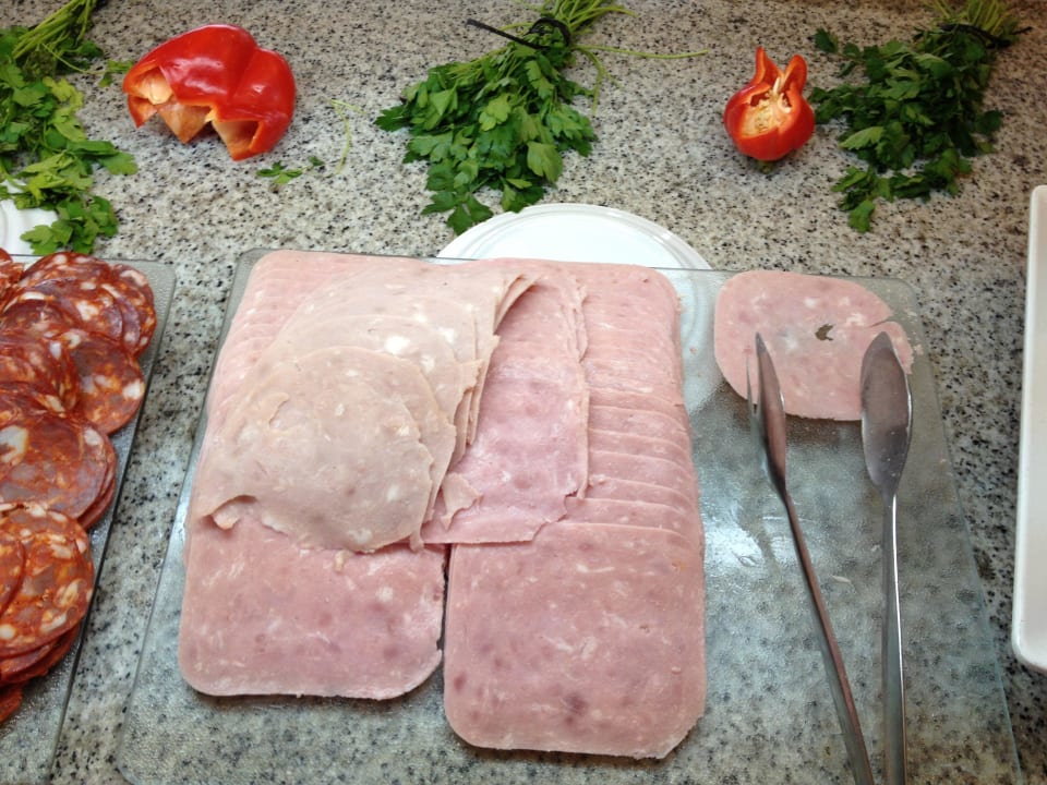 Verdorbener Schinken AluaVillage Fuerteventura