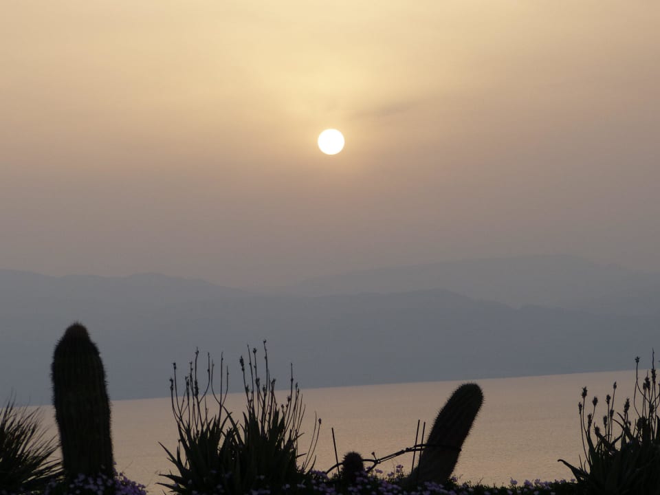Sonnenaufgang beobachtet vom Resort Ein Gedi Ein Gedi Kibbutz Hotel
