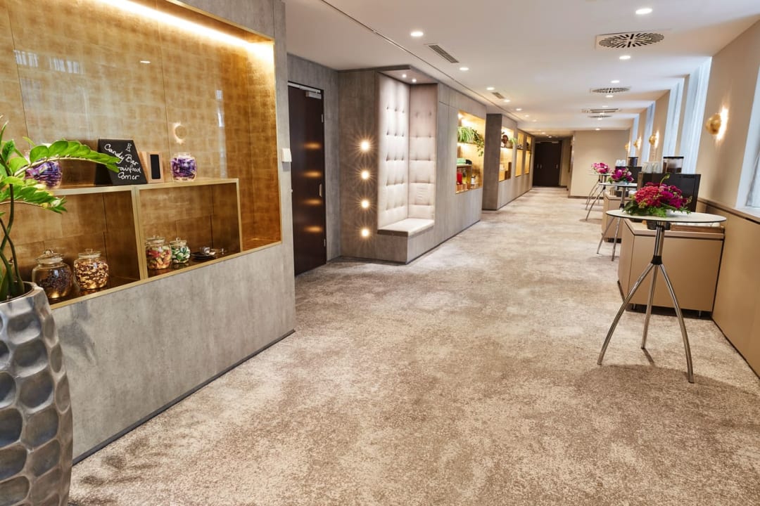 Sonstiges Steigenberger Hotel Herrenhof