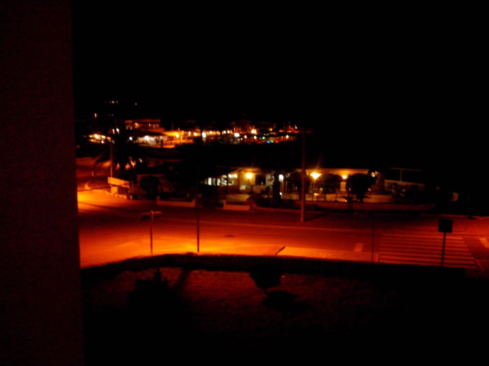 Nachtbild vom Balkon Hotel Xaloc Playa