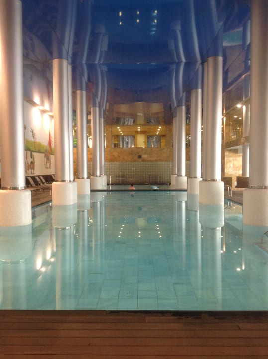 Pool Grupotel Playa de Palma Suites & Spa