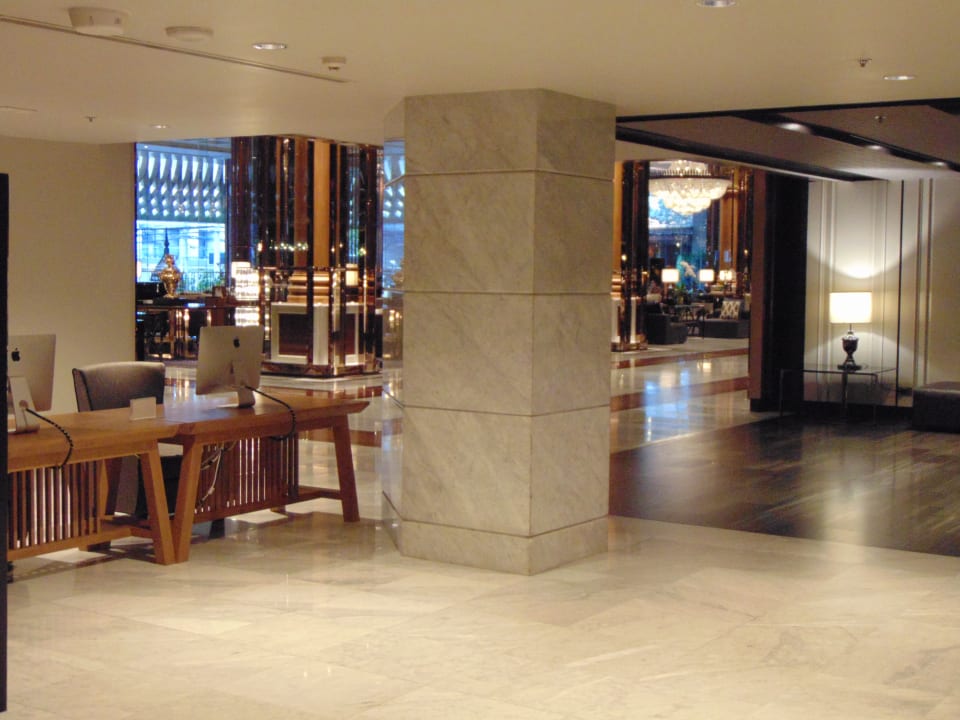 Lobby Bangkok Marriott Marquis Queen's Park