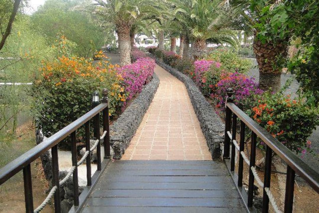 Weg zwischen Hotelpool und 2.Pool Relaxia Olivina