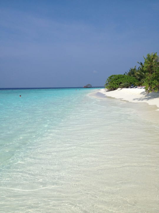 Sandstrand bei Flut Adaaran Select Meedhupparu Island Resort - Premium All Inclusive
