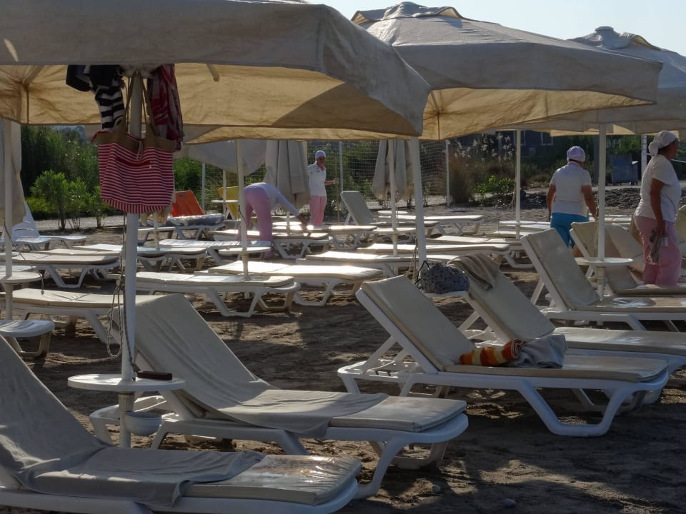 Reinigungsarbeiten Jiva Beach Resort