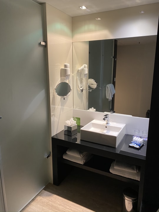 Zimmer Meliá Lisboa Aeroporto