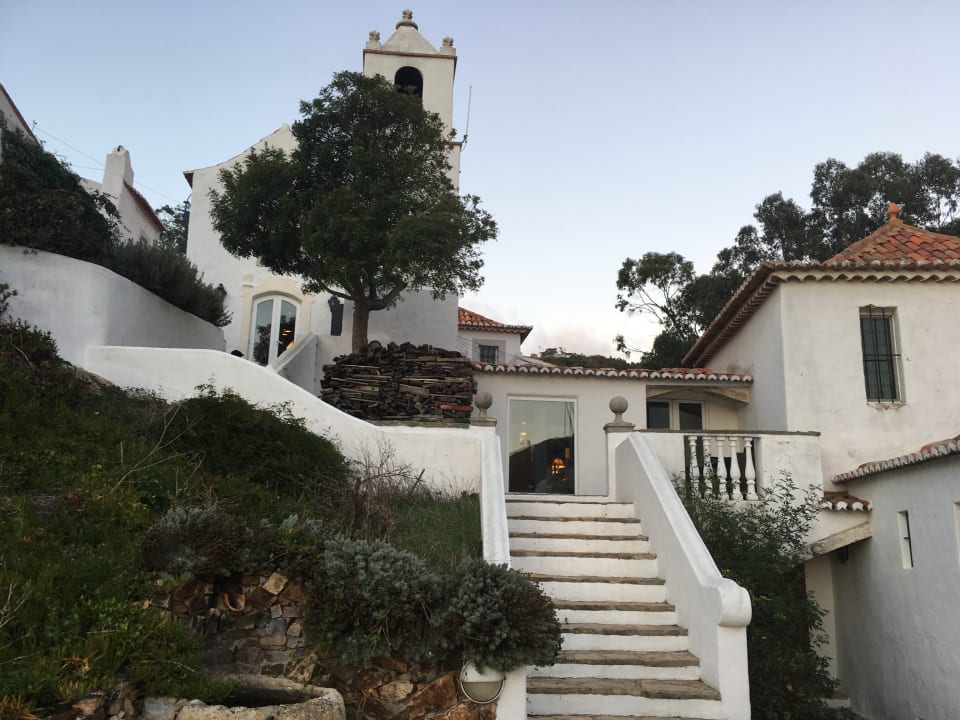 Außenansicht Convento de São Saturnino Gästehaus