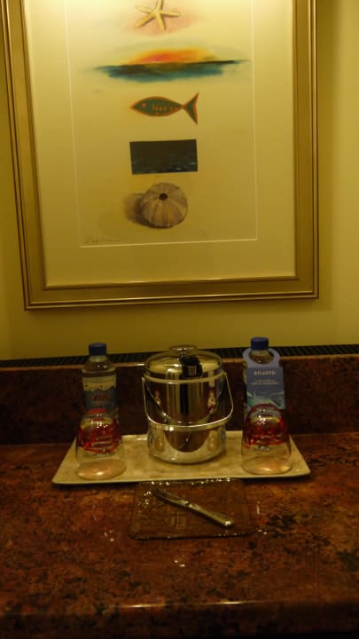 Wasser, Eis, Kaffe und Tee inklusive Atlantis, The Palm