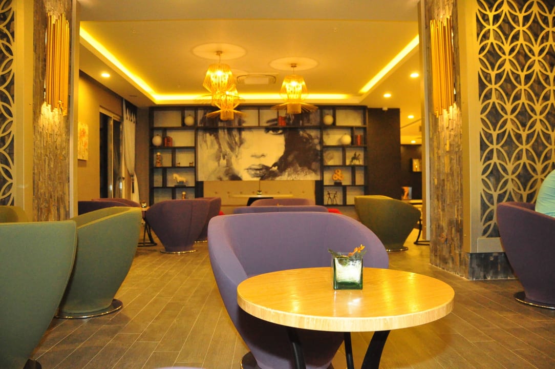 Lobby LRS Port River Hotel & Spa