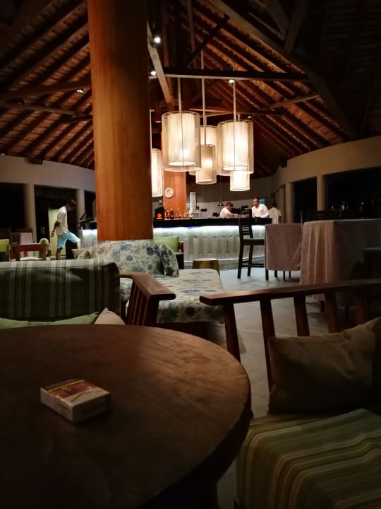 Strand Outrigger Mauritius Beach Resort