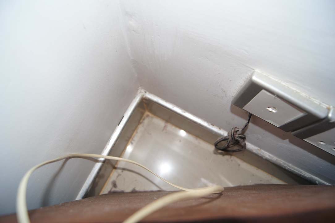 Staub, Dreck und Schmutz in jeder Ecke. Carolina Beach Hotel