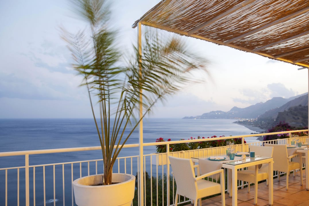 Poolbar TUI Blue Puntamare