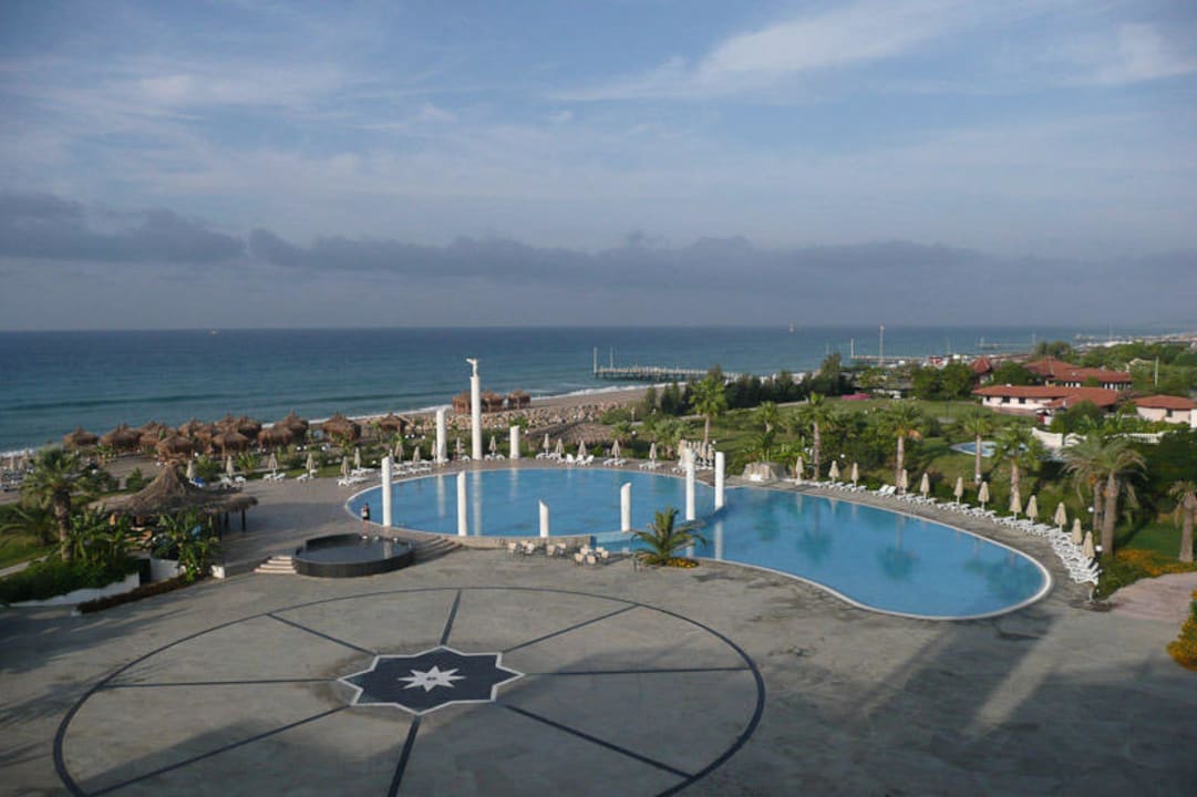 Pool Starlight Resort Hotel