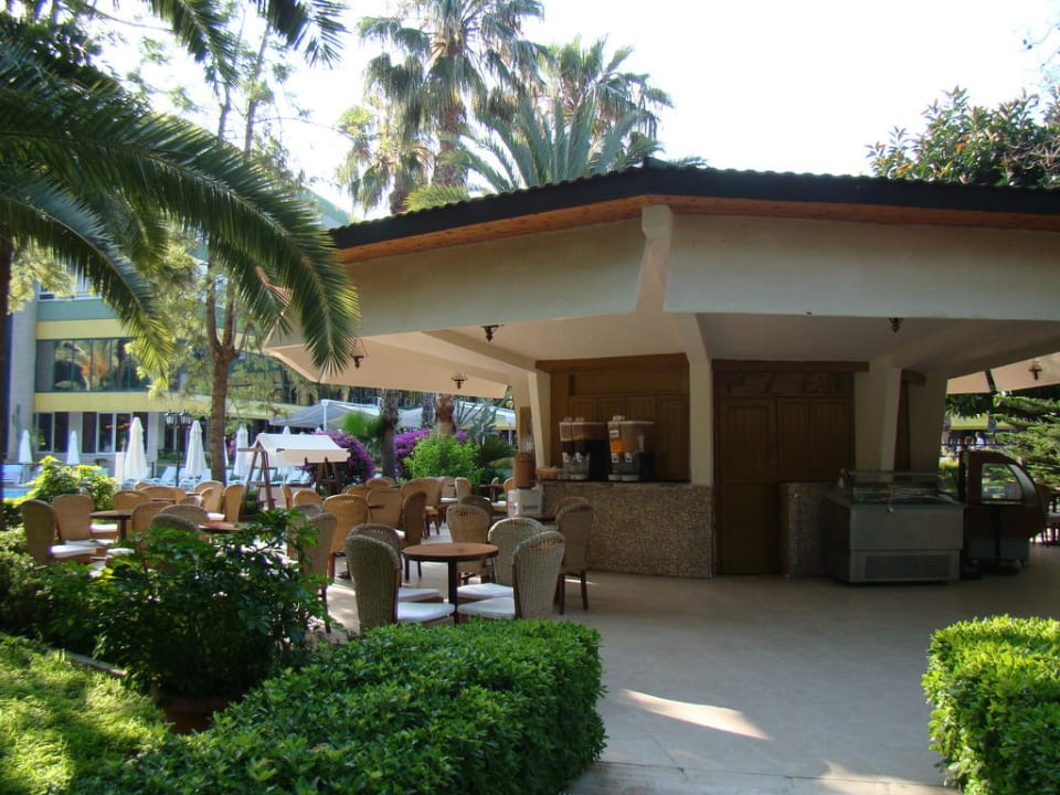 Пулл бар Botanik Hotel & Resort