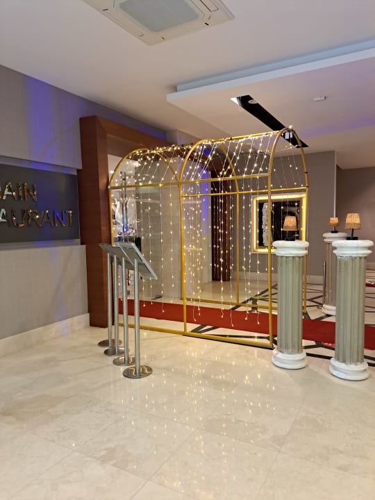 Lobby Side Sunport Hotel & Spa