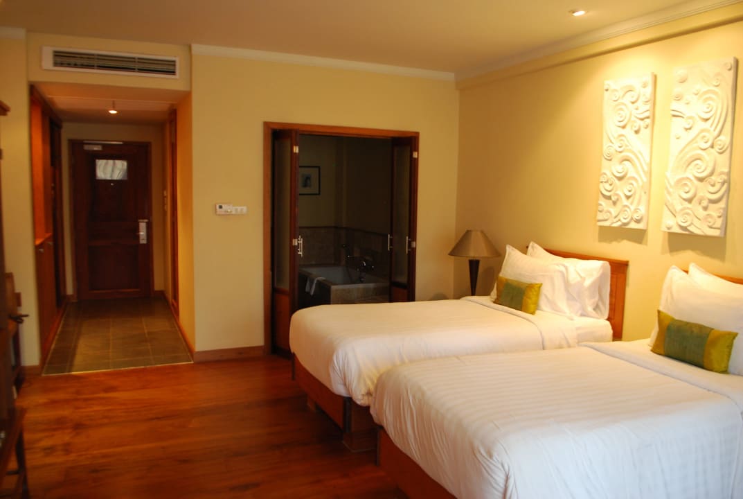 Номер отеля Dinso Resort & Villas Ko Chang, Vignette Collection by IHG