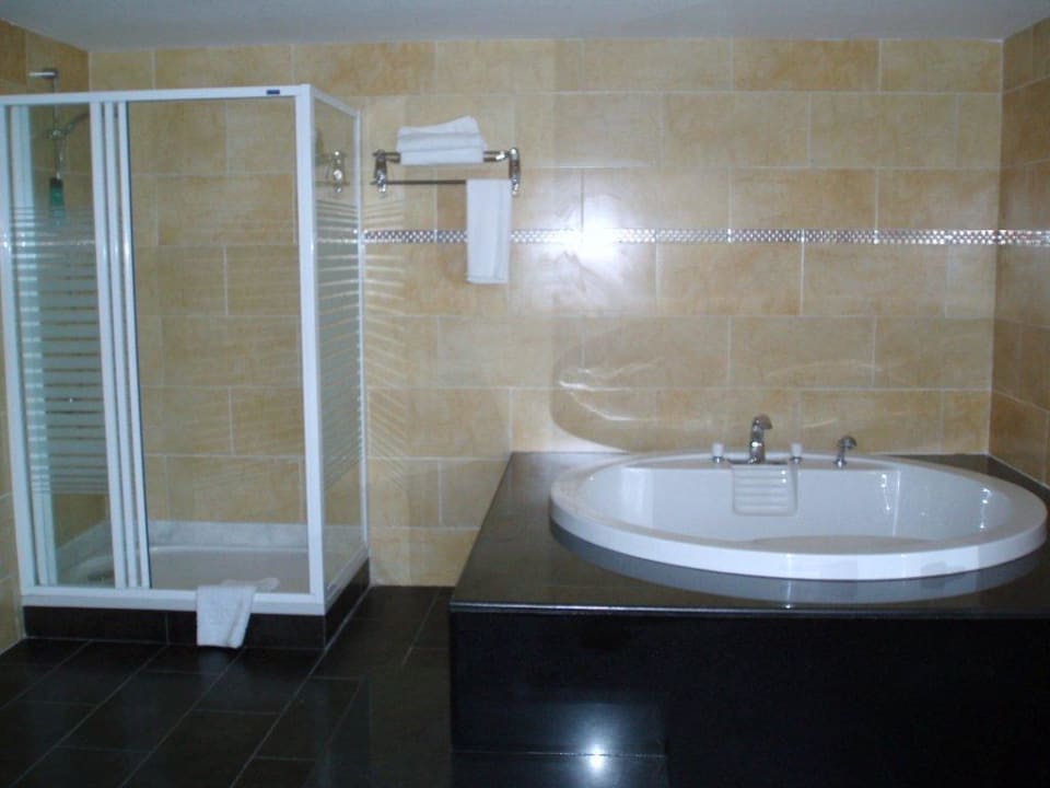 Thats some bath  Fort Arabesque Resort, Spa & Villas