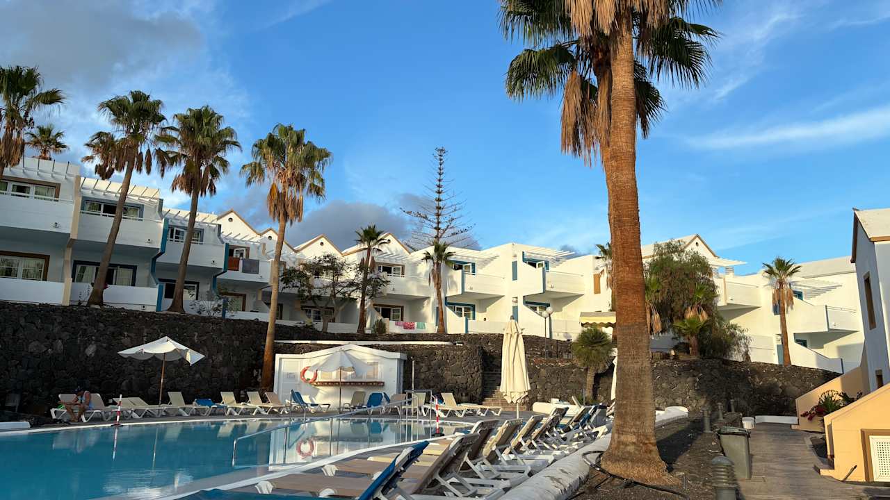 Pool Apartamentos LIVVO Morromar