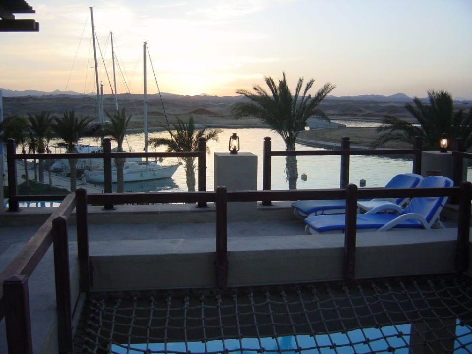 Sonnenuntergang vom oberen Pool Marina Lodge At Port Ghalib