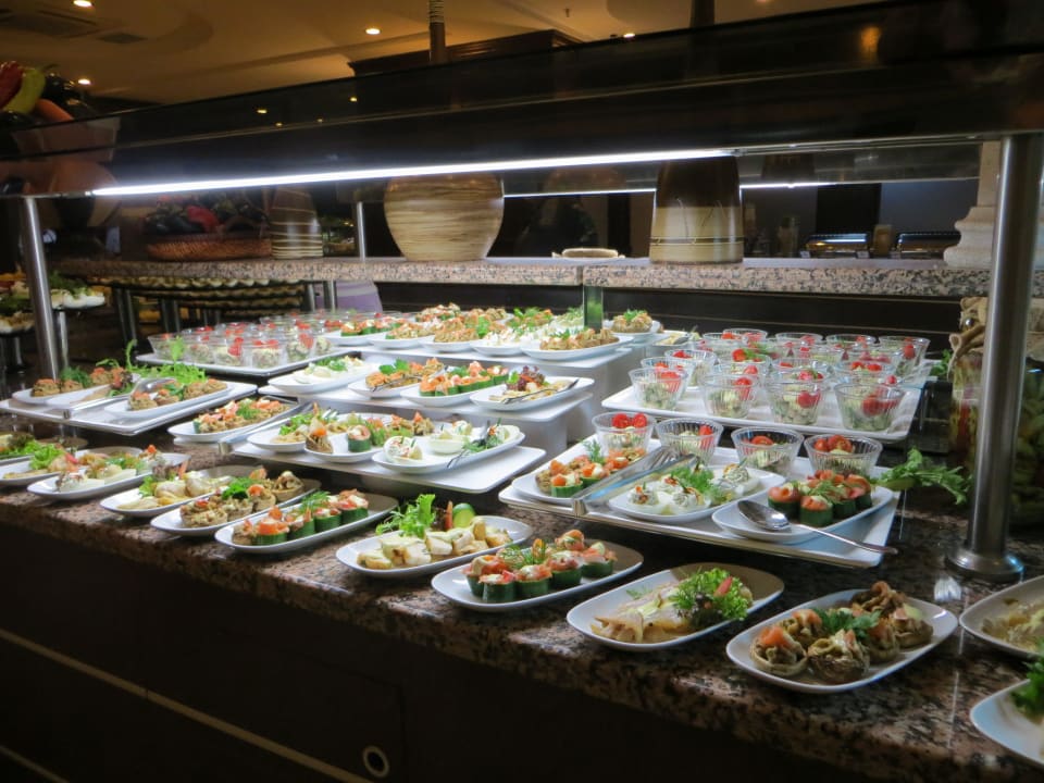 Kalte Speisen - sehr empfehlenswert! Hotel Turan Prince