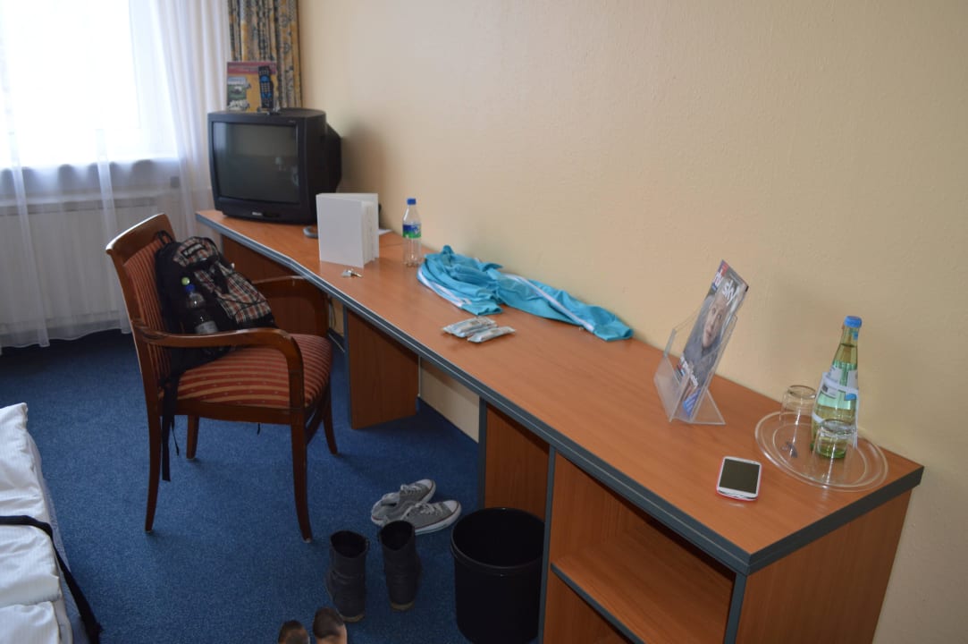 Tisch Good Morning + Berlin City East