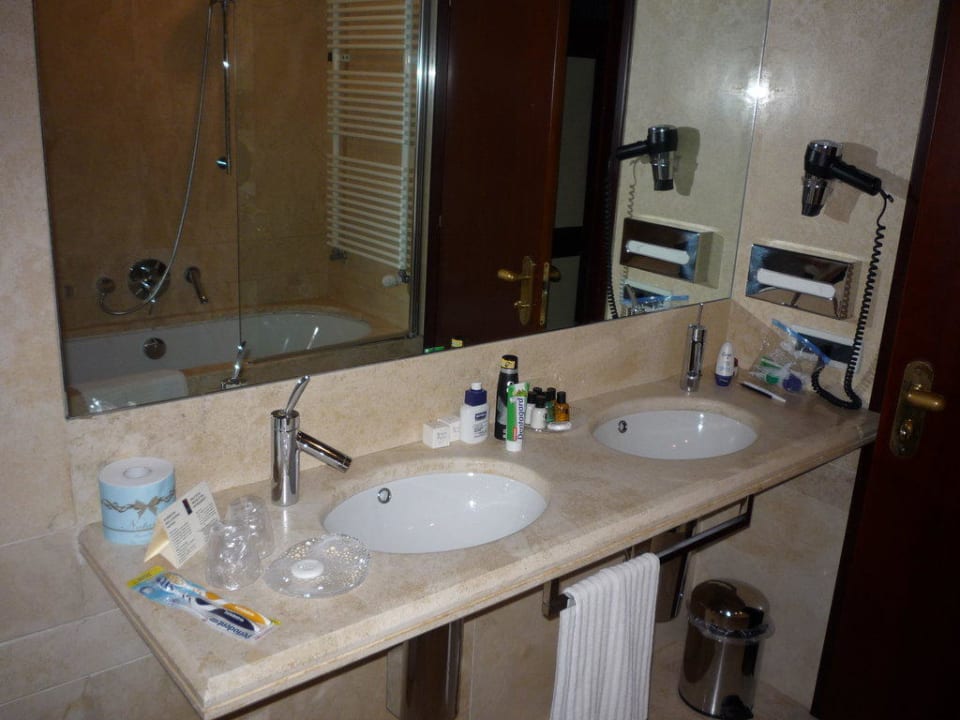 Bad Hotel Ruzzini Palace