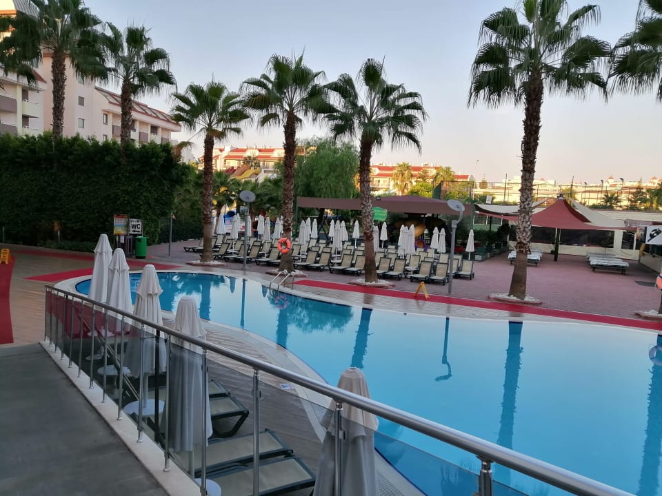 Pool Hane Family Resort