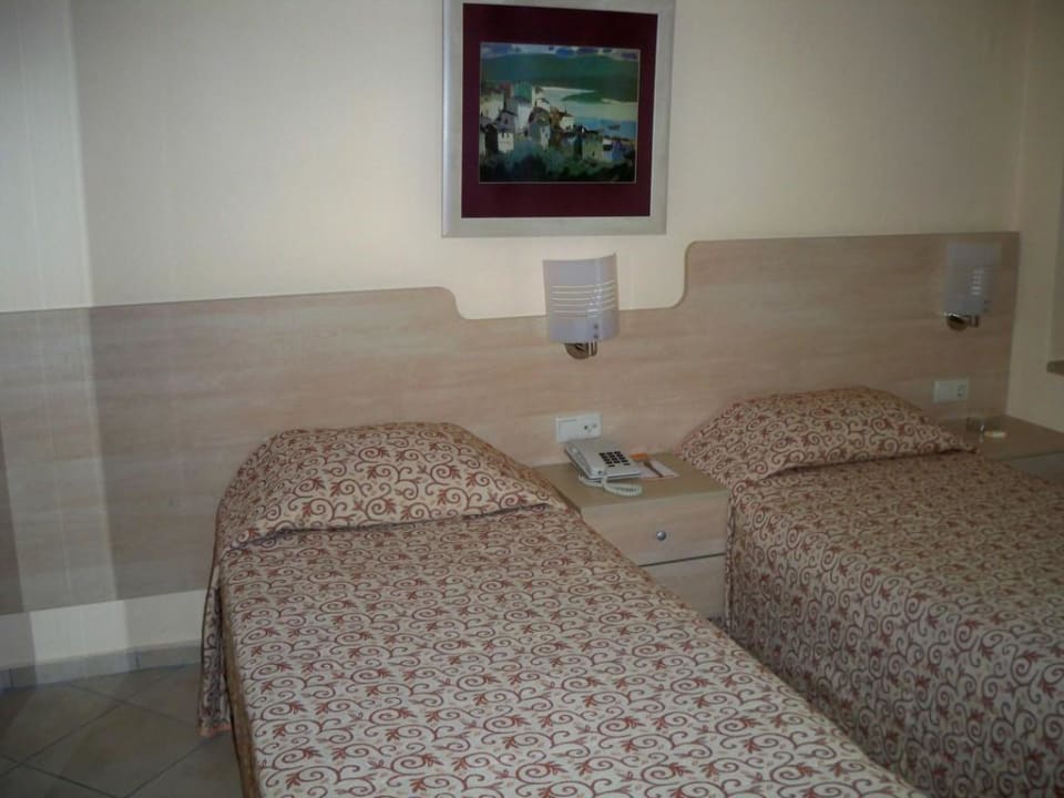 Zimmer 1 mit 2 Betten  VONRESORT Golden Beach