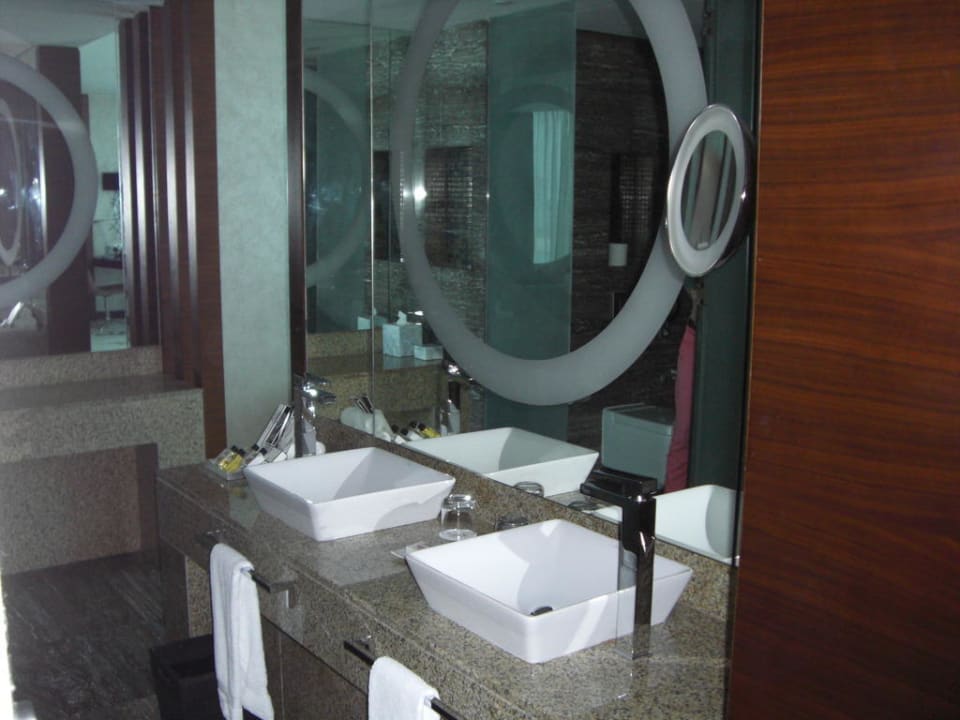 Bad Fairmont Bab Al Bahr