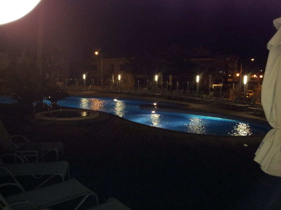 Pool abends AluaSoul Palma