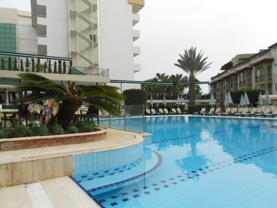 Pool Hotel Gardenia Beach
