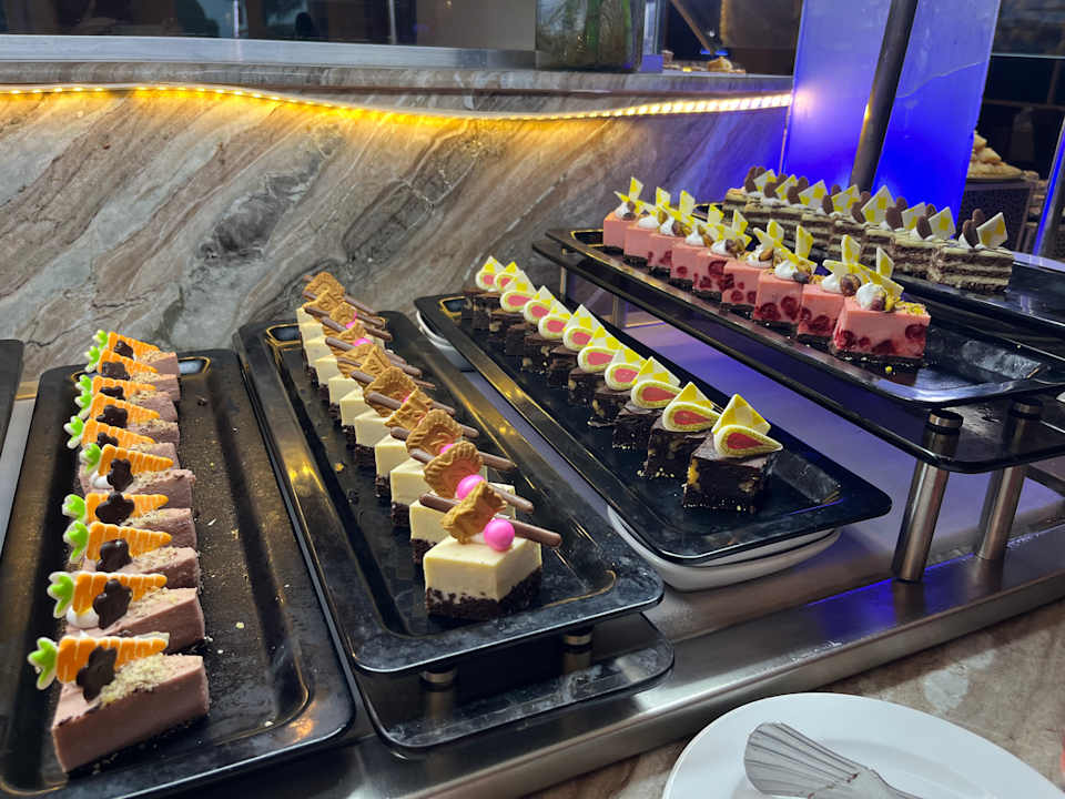 Gastro Serenity Alpha Beach