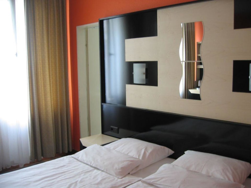 Doppelzimmer Boutique 003 Köln am DOM, Trademark Collection by Wyndham