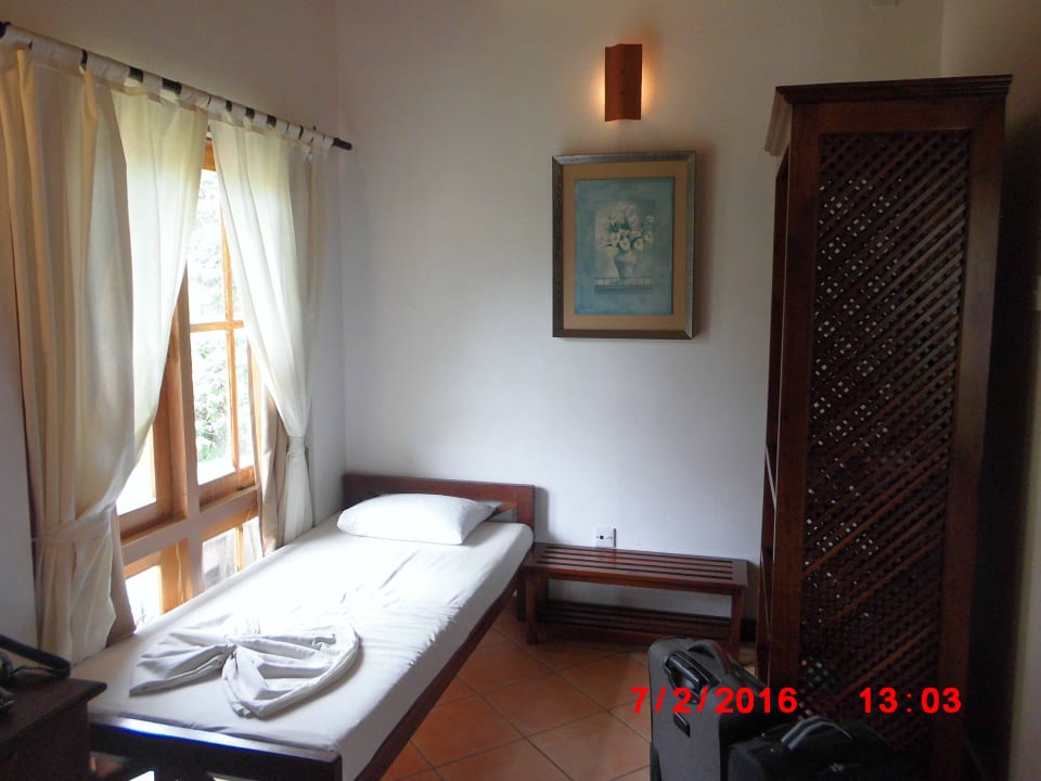 Hier hätte einen weitere Person schlafen können Hibiscus Garden Hotel