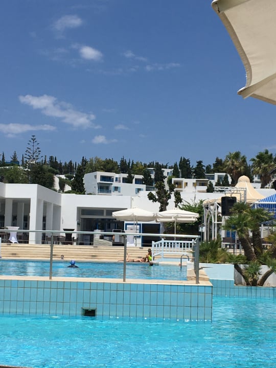 Pool ROBINSON DAIDALOS