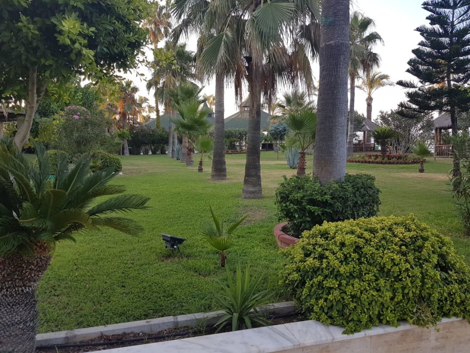 Gartenanlage Saphir Hotel & Villas