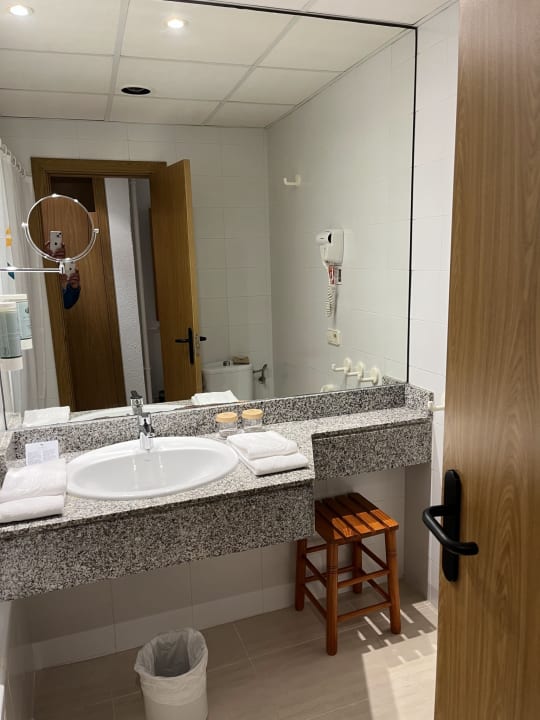 Zimmer Valentin Reina Paguera