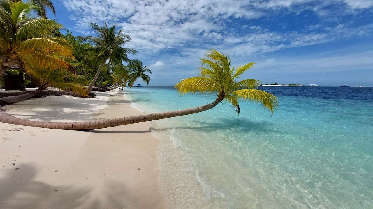 Strand Vilamendhoo Island Resort & Spa