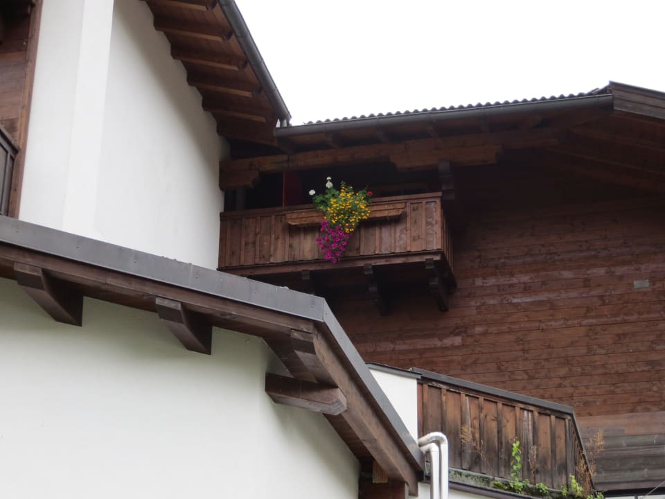 Schwalbennest-Balkon einmalig Garni Hotel - Das Alpin Kaiserzeit