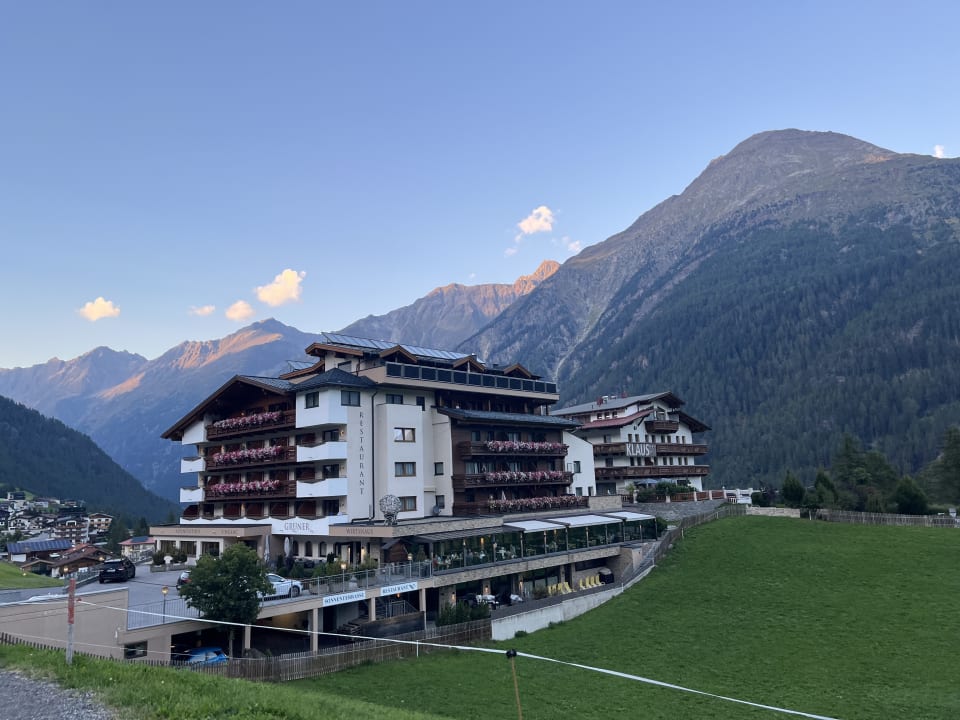 Außenansicht Alpengasthof Grüner