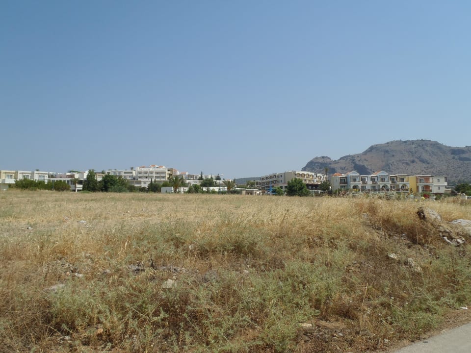 Hotel Lindos Imperial vpravo Lindos Imperial Resort & Spa