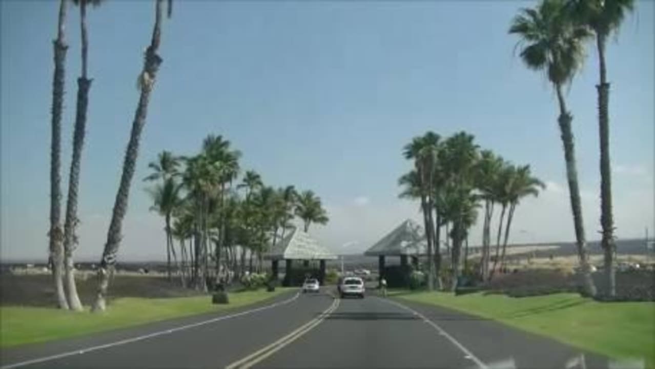 Zufahrtstraße zu den Hotels Hotel The Fairmont Orchid Hawaii