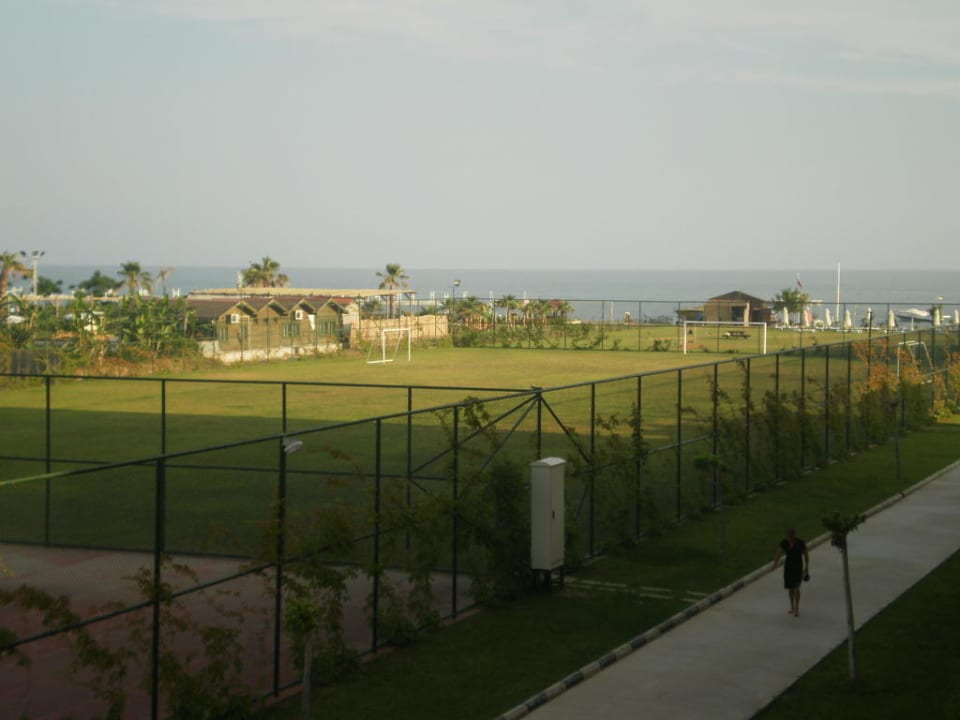 Tennis-/Fussballplatz Crystal Family Comfort Collection