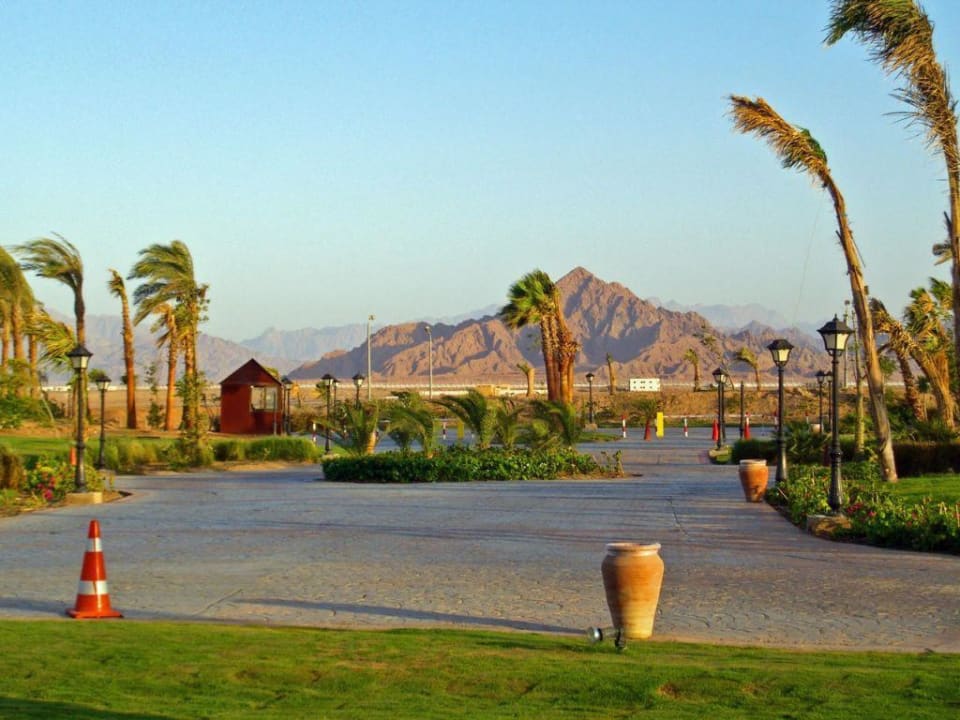 Hoteleingang mit Wachhaus Savoy Sharm El Sheikh