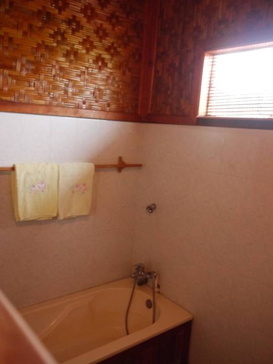 Badewanne Hupin Inle Khaung Daing Village Resort
