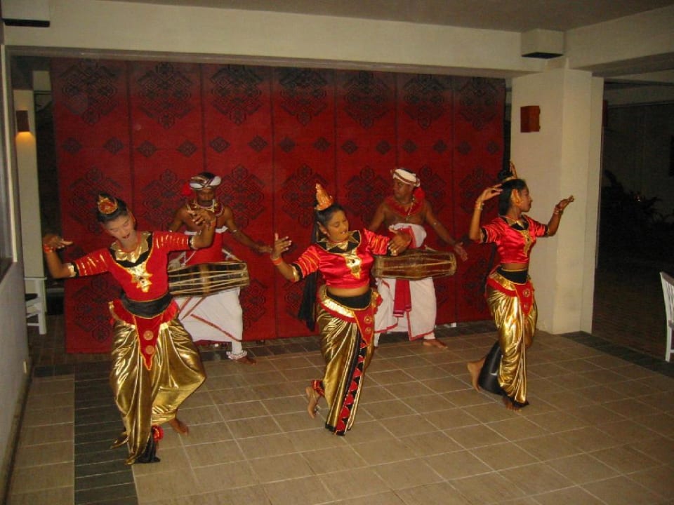 Einheimische Tänze Mermaid Hotel & Club